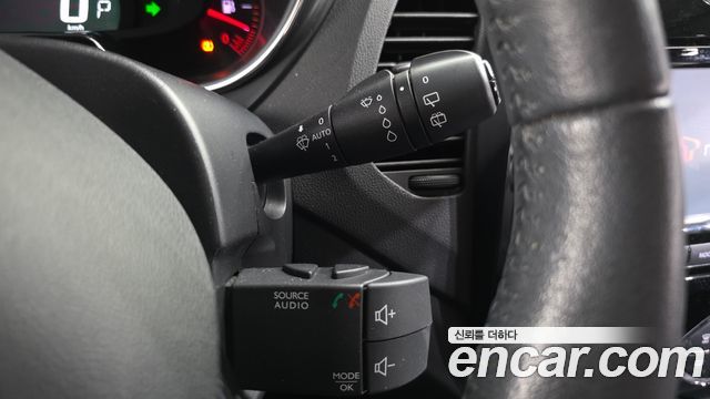 Renault Korea QM3 RE 2017 — фото 21