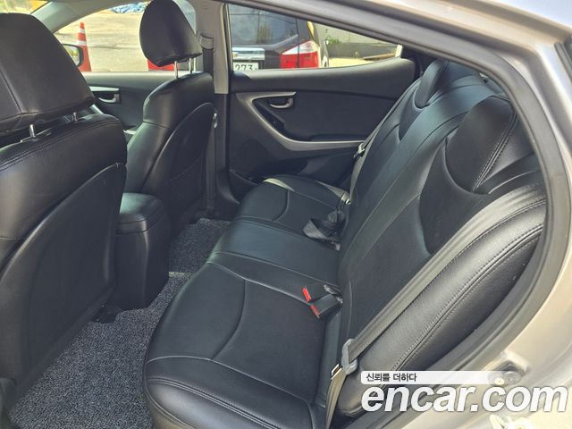 Hyundai Avante (MD) M16 GDI Luxury 2012 — фото 8