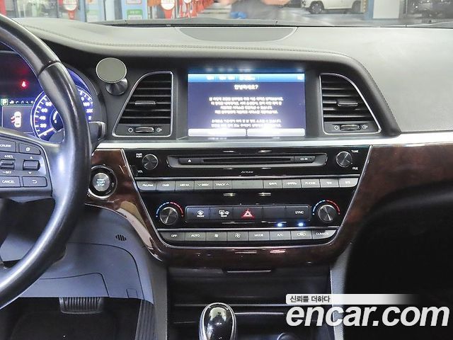 Hyundai Aslan G330 Premium 2015 — фото 15