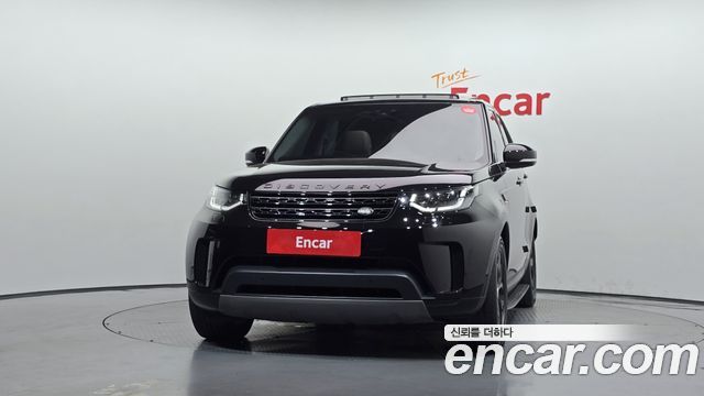 Land Rover Discovery 5 2.0 SD4 SE 2018 — фото 3