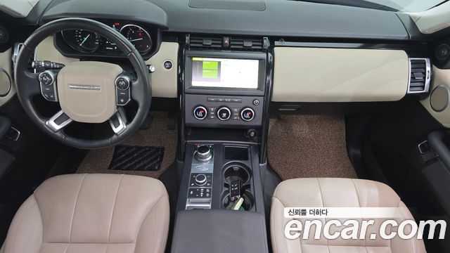 Land Rover Discovery 5 2.0 SD4 SE 2018 — фото 7