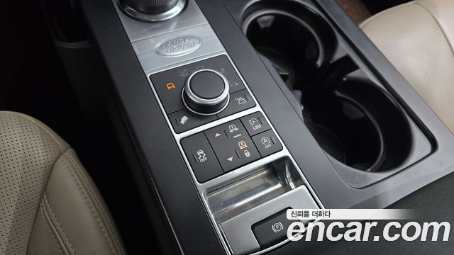 Land Rover Discovery 5 2.0 SD4 SE 2018 — фото 9