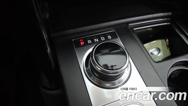 Land Rover Discovery 5 2.0 SD4 SE 2018 — фото 29