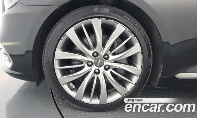 Genesis G80 3.3 GDI AWD Premium Luxury 2017 — фото 5