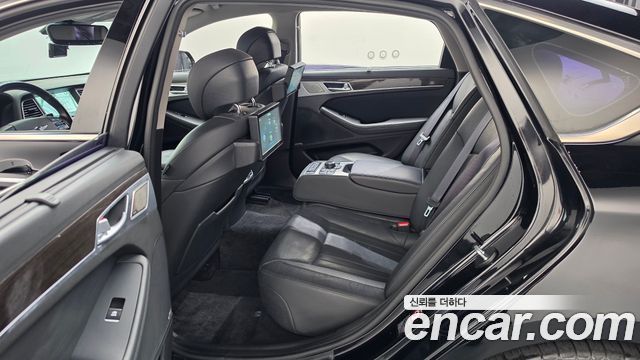 Genesis G80 3.3 GDI AWD Premium Luxury 2017 — фото 11