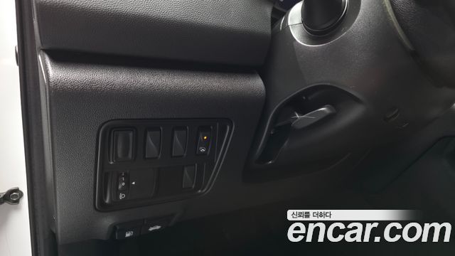 Renault Korea QM6 2.0 GDe LE Signature 2WD 2023 — фото 17