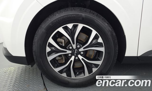 Kia Carnival (IV) Gasoline 9-Seater Prestige 2022 — фото 5