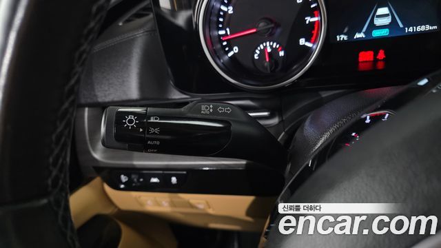 Kia Carnival (IV) Gasoline 9-Seater Prestige 2022 — фото 17