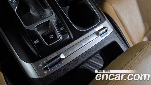Kia Carnival (IV) Gasoline 9-Seater Prestige 2022 — фото 32