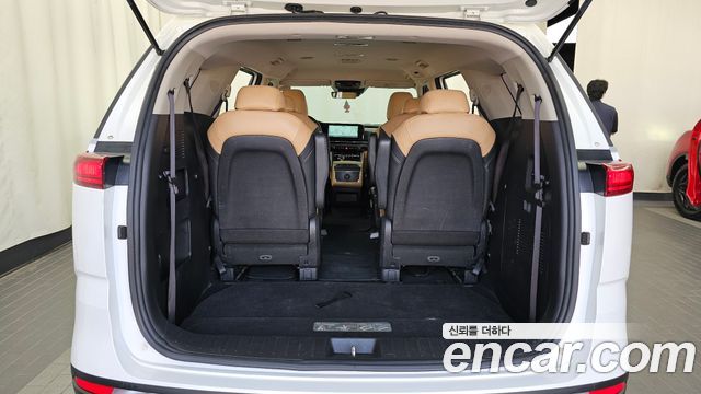 Kia Carnival (IV) Gasoline 9-Seater Prestige 2023 — фото 24
