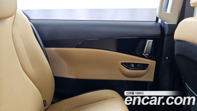 Kia Carnival (IV) Gasoline 9-Seater Prestige 2023 — фото 31