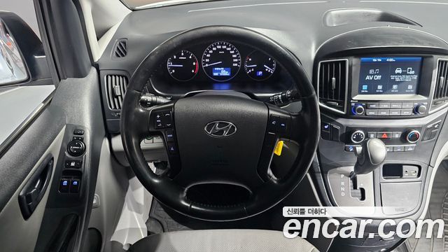 Hyundai Grand Starex Van 5-Seater Smart 2021 — фото 13