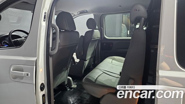 Hyundai Grand Starex Van 5-Seater Smart 2021 — фото 26