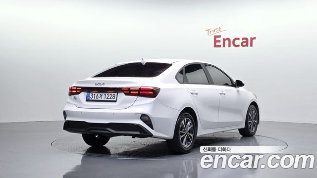 Kia K3 (II) 1.6 Prestige 2022 — фото 2