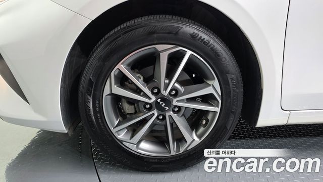 Kia K3 (II) 1.6 Prestige 2022 — фото 5