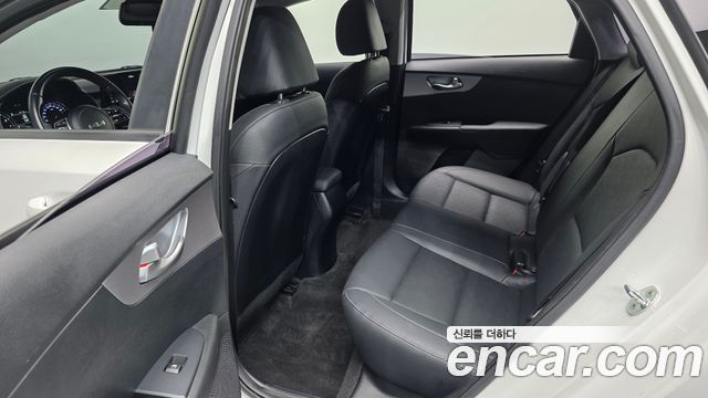 Kia K3 (II) 1.6 Prestige 2022 — фото 12