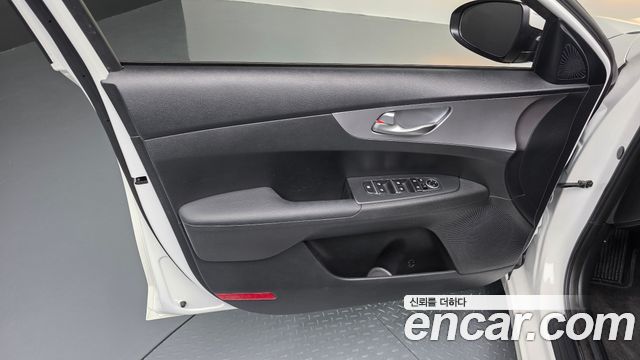 Kia K3 (II) 1.6 Prestige 2022 — фото 24