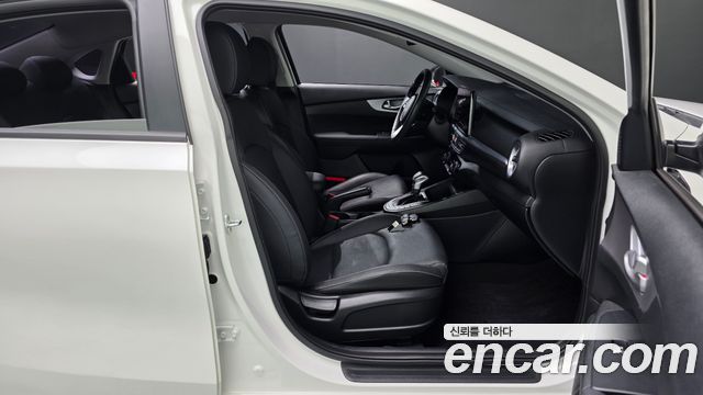Kia K3 (II) 1.6 Prestige 2022 — фото 26