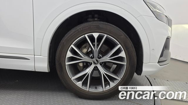 Audi Q8 (4M) 50 TDI Quattro Premium 2021 — фото 21