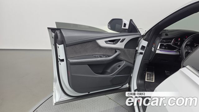 Audi Q8 (4M) 50 TDI Quattro Premium 2021 — фото 24