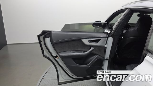 Audi Q8 (4M) 50 TDI Quattro Premium 2021 — фото 25