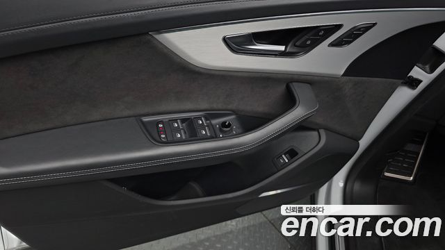 Audi Q8 (4M) 50 TDI Quattro Premium 2021 — фото 28