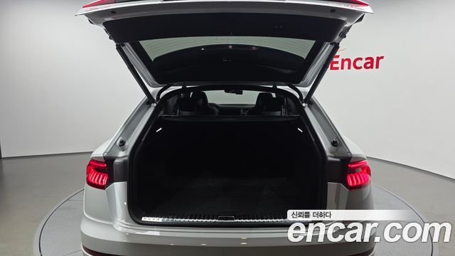 Audi Q8 (4M) 50 TDI Quattro Premium 2021 — фото 38