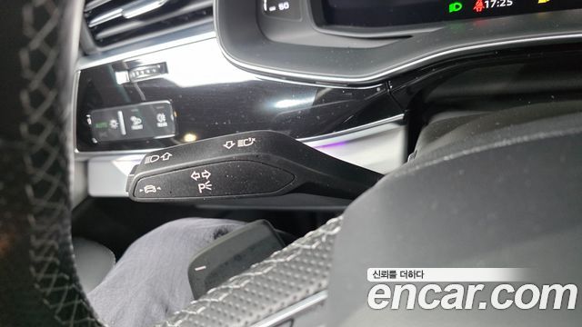 Audi Q8 (4M) 50 TDI Quattro Premium 2021 — фото 39