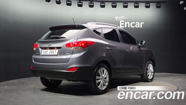Hyundai Tucson ix Diesel 2WD LX20 Smart-Pack 2013 — фото 2