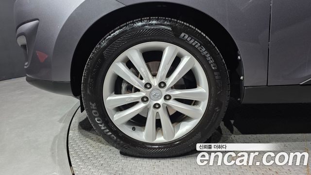 Hyundai Tucson ix Diesel 2WD LX20 Smart-Pack 2013 — фото 5