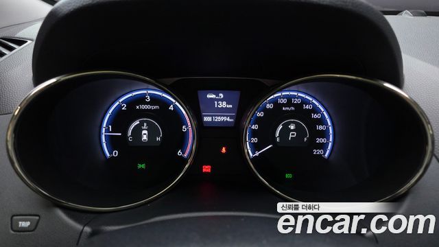 Hyundai Tucson ix Diesel 2WD LX20 Smart-Pack 2013 — фото 8