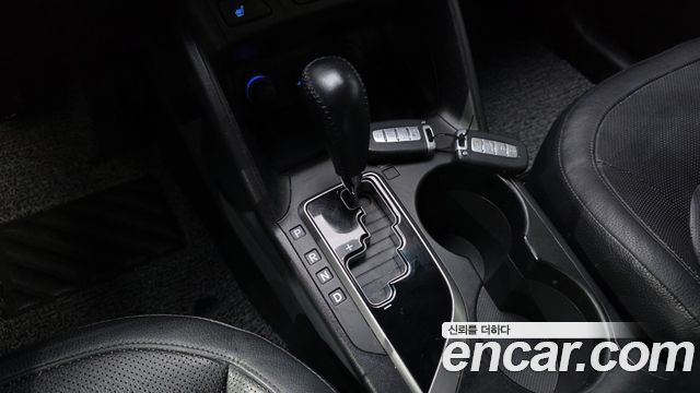 Hyundai Tucson ix Diesel 2WD LX20 Smart-Pack 2013 — фото 9