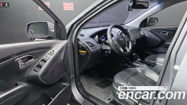 Hyundai Tucson ix Diesel 2WD LX20 Smart-Pack 2013 — фото 10