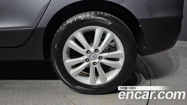 Hyundai Tucson ix Diesel 2WD LX20 Smart-Pack 2013 — фото 21