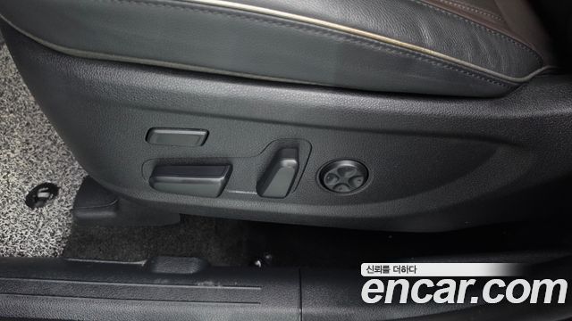 Hyundai Santa Fe Gasoline 2.5T 2WD Prestige Choice 2023 — фото 31