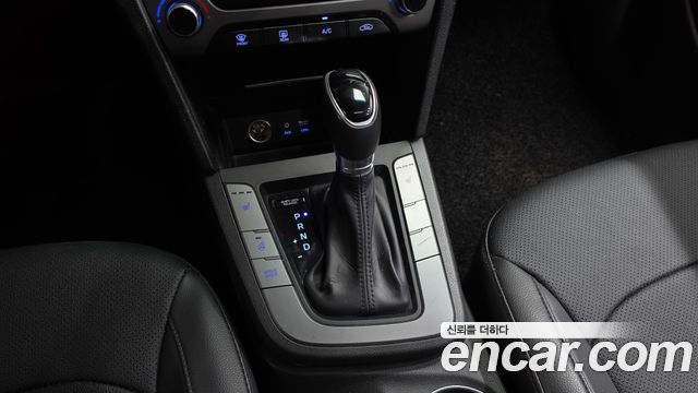 Hyundai Avante (AD) 1.6 GDI Smart Special 2016 — фото 9