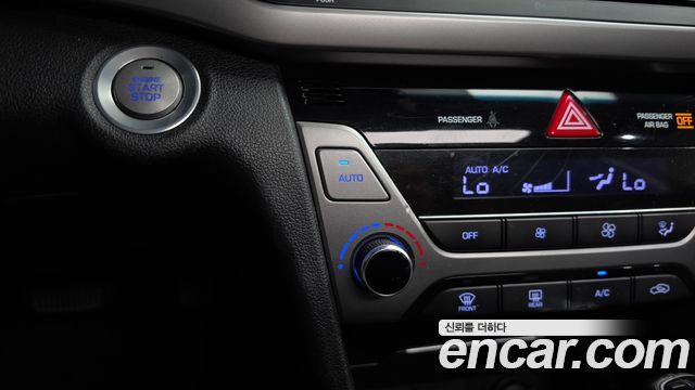 Hyundai Avante (AD) 1.6 GDI Smart Special 2016 — фото 20