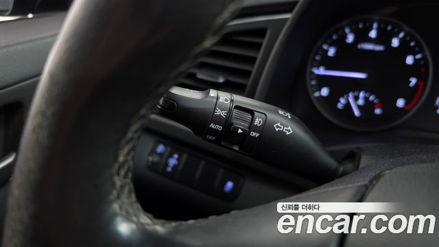 Hyundai Avante (AD) 1.6 GDI Smart Special 2016 — фото 21
