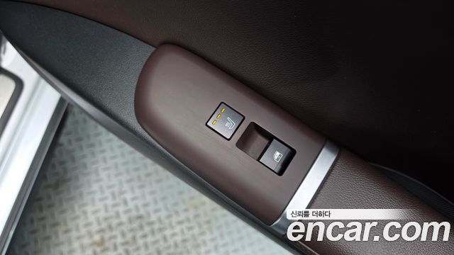 Hyundai Grandeur Hybrid (GN7) Exclusive 2023 — фото 18