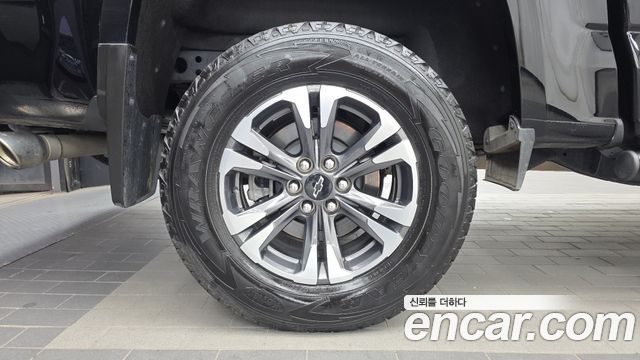 Chevrolet Real New Colorado 3.6 Z71-X 4WD 2022 — фото 5