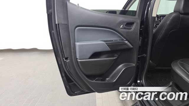 Chevrolet Real New Colorado 3.6 Z71-X 4WD 2022 — фото 31
