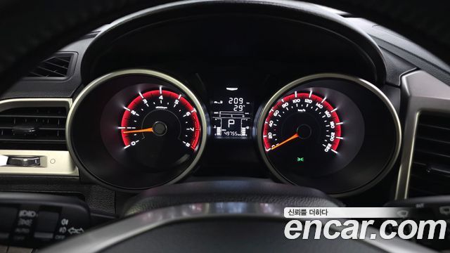 KG Mobility (SsangYong) Tivoli VX 2WD 2016 — фото 8
