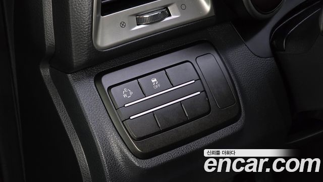 KG Mobility (SsangYong) Tivoli VX 2WD 2016 — фото 15