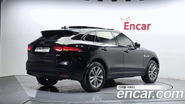 Jaguar F-PACE 20d R-Sport 2017 — фото 2