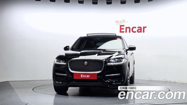 Jaguar F-PACE 20d R-Sport 2017 — фото 3