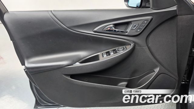 Chevrolet Malibu 1.8 Hybird LT Deluxe 2017 — фото 30