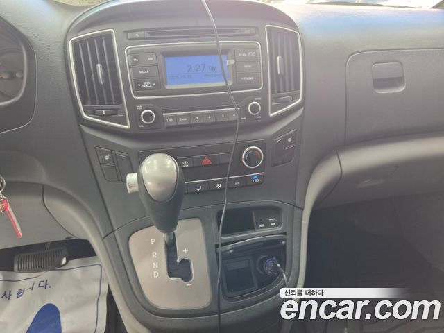 Hyundai Grand Starex Refrigerated car 2016 — фото 9