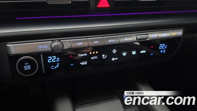 Hyundai Ioniq 6 Long Range Exclusive + 2025 — фото 19