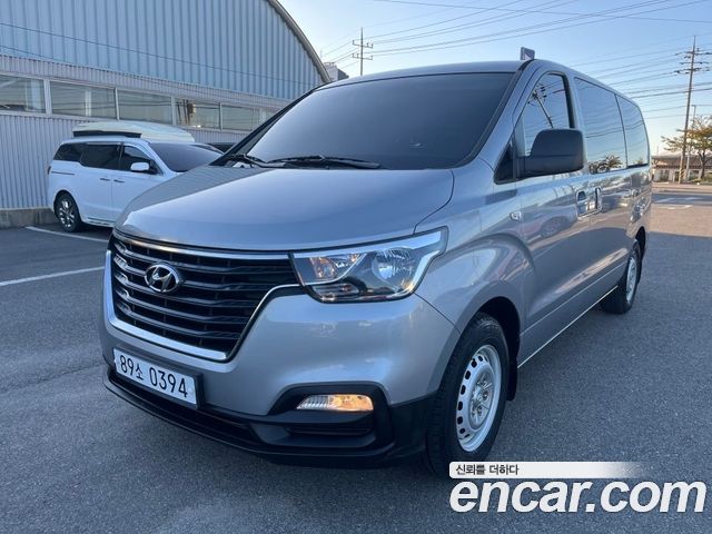 Hyundai Grand Starex Van 3-Seater Style 2020 — фото 2