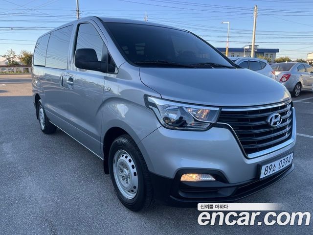 Hyundai Grand Starex Van 3-Seater Style 2020 — фото 3